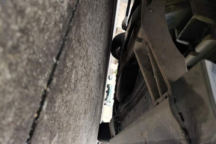 Used Land Rover Discovery 2017 3.0 SC V6 HSE Chassis Front Left
