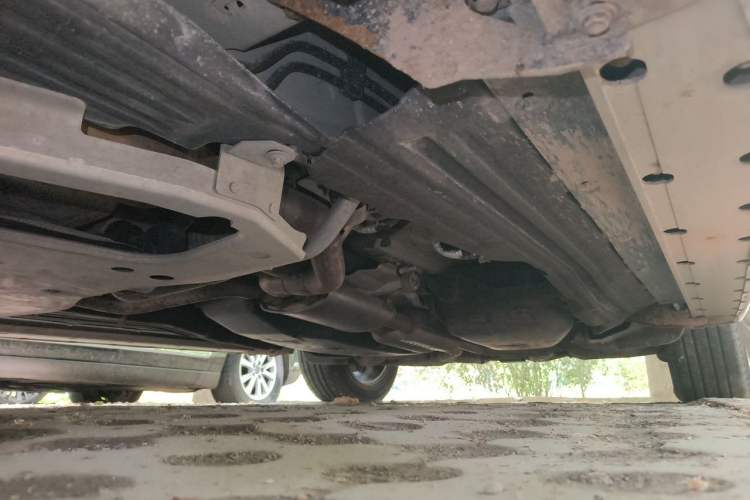 Used Land Rover Discovery 2017 3.0 SC V6 S Chassis Front Left