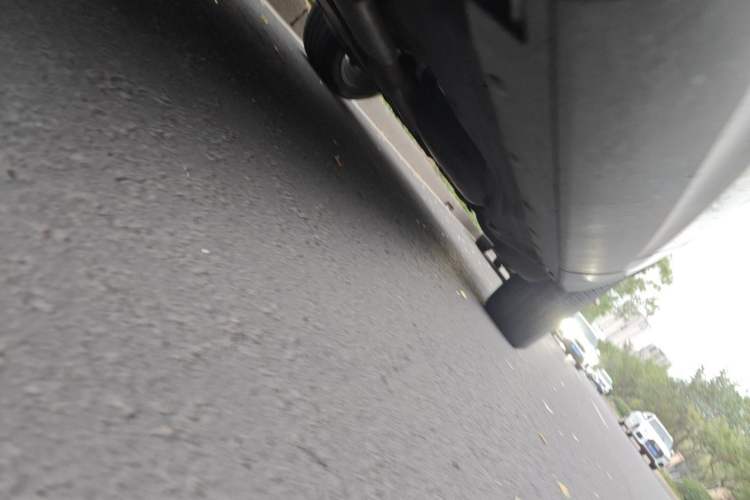 Used Land Rover Discovery  Chassis Front Left