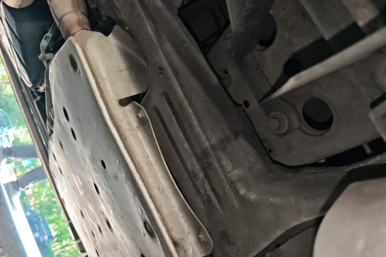 Used Land Rover Discovery  Chassis Front Right