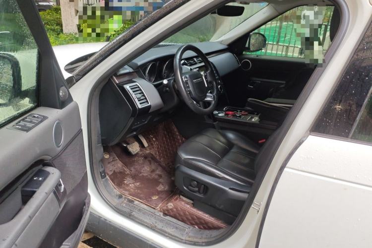 Used Land Rover Discovery 2017 3.0 SC V6 S Driver Seat