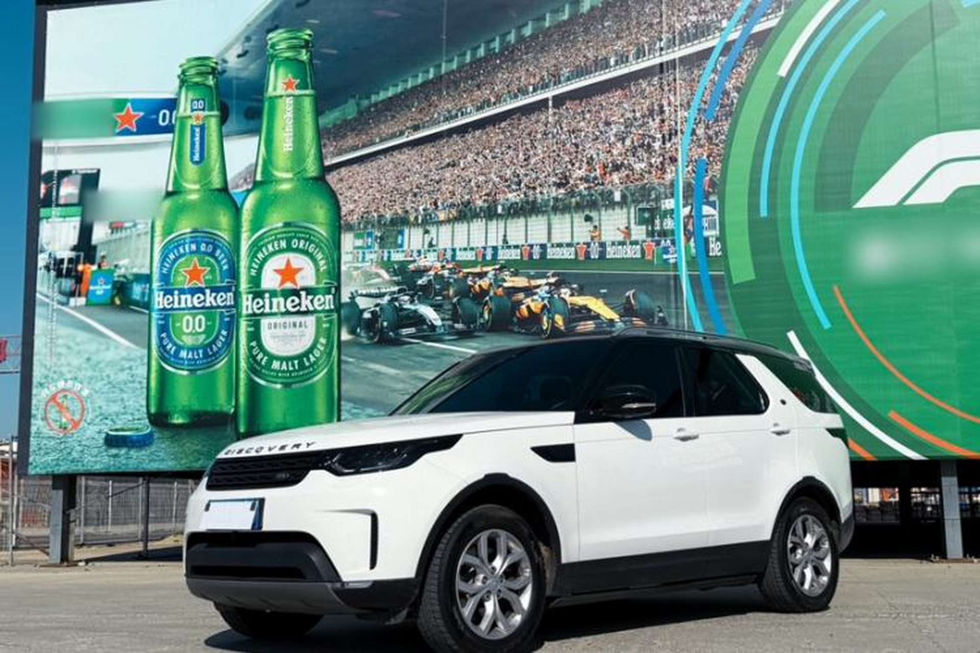 Used Land Rover Discovery 2017 3.0 SC V6 SE Exterior 10