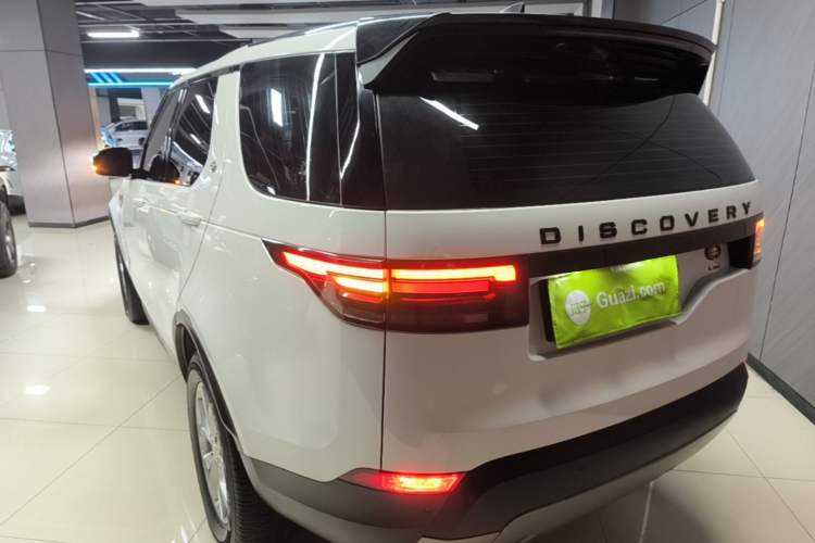 Used Land Rover Discovery 2017 3.0 SC V6 S Exterior 2