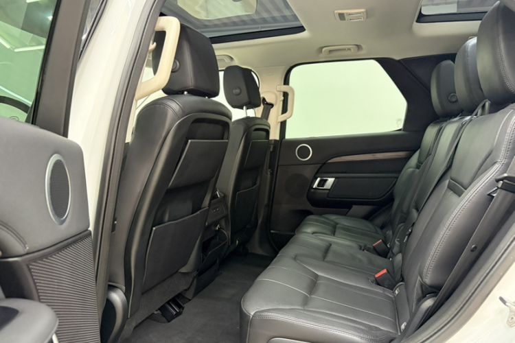 Used Land Rover Discovery 2017 3.0 SC V6 HSE Exterior 5