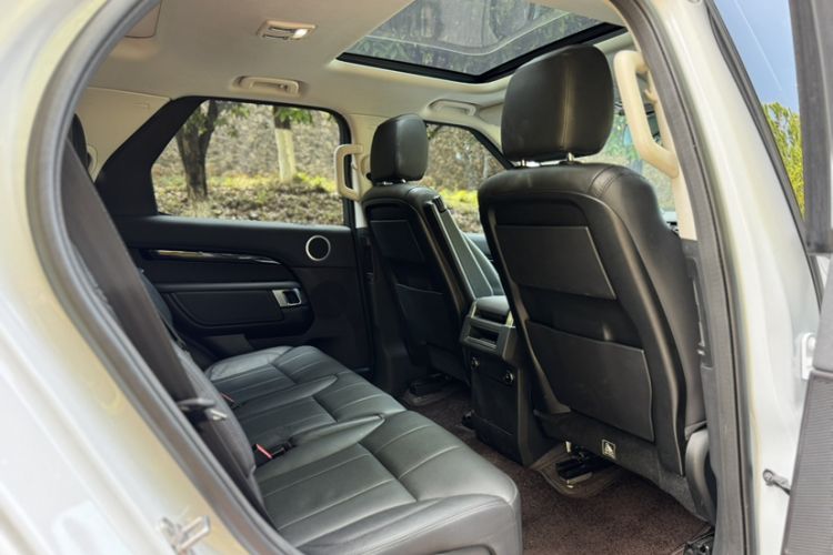Used Land Rover Discovery 2017 3.0 SC V6 S Exterior 7