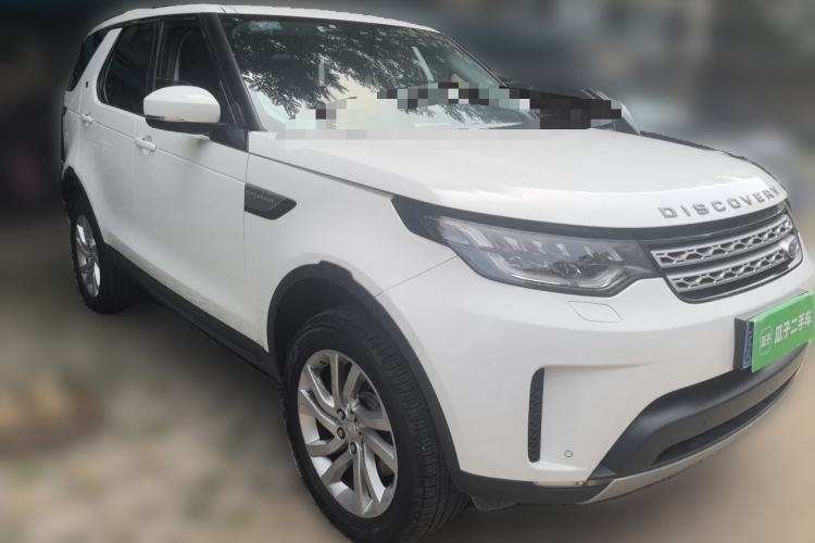 Used Land Rover Discovery 2017 3.0 SC V6 HSE Front Right 45 Deg