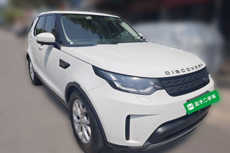 Used Land Rover Discovery 2017 3.0 SC V6 SE Front Right 45 Deg