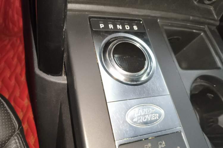 Used Land Rover Discovery 2017 3.0 SC V6 S Gear Lever
