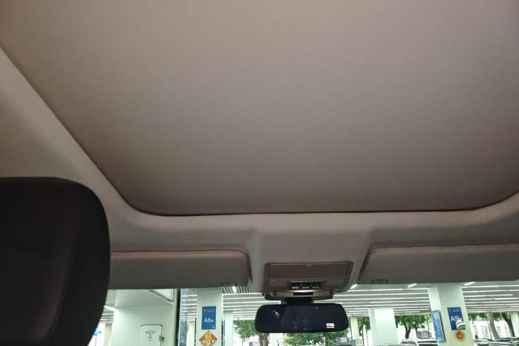 Used Land Rover Discovery 2017 3.0 SC V6 SE Headliner