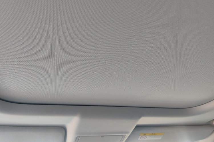 Used Land Rover Discovery 2017 3.0 SC V6 SE Headliner
