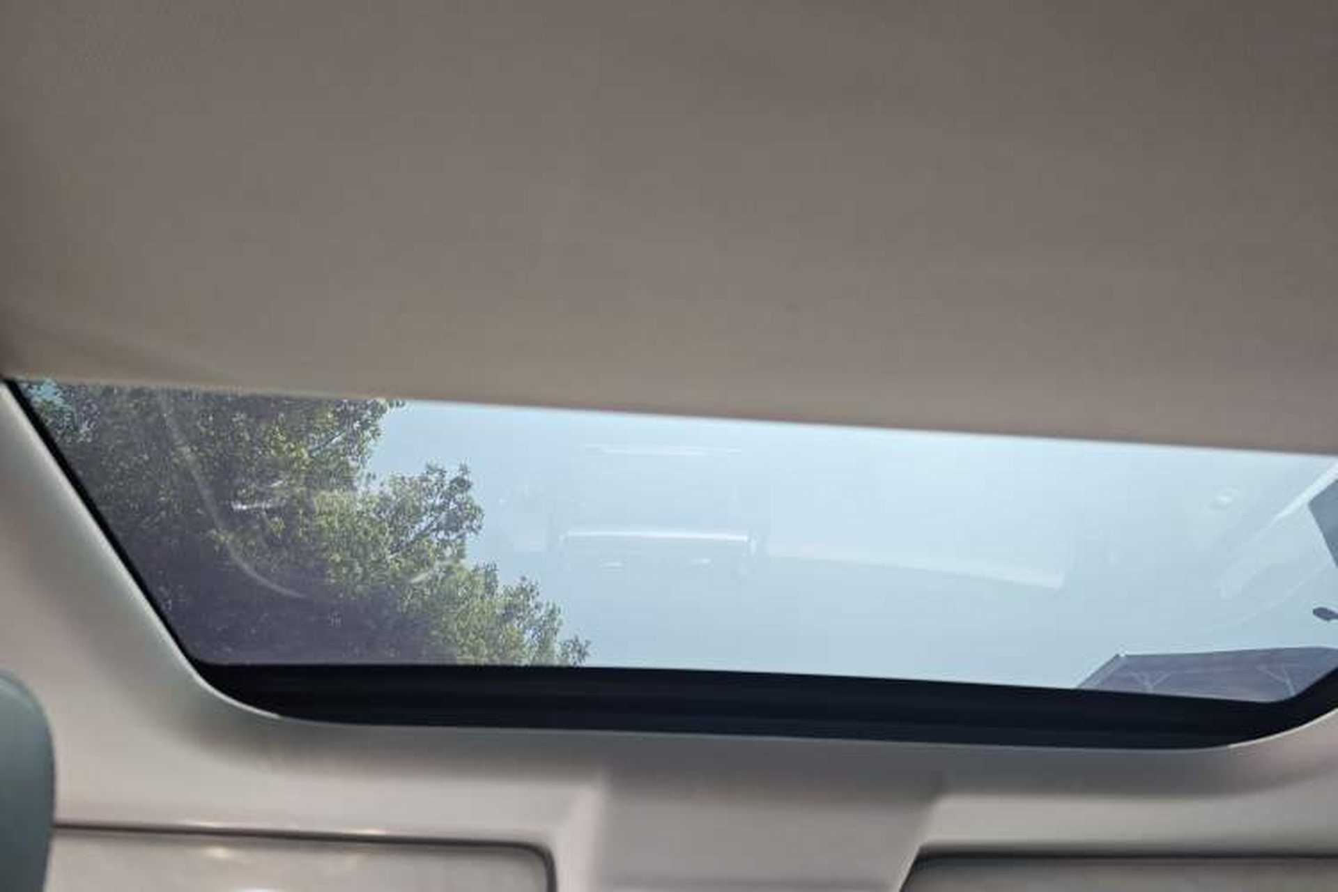 Used Land Rover Discovery 2017 3.0 SC V6 SE Headliner