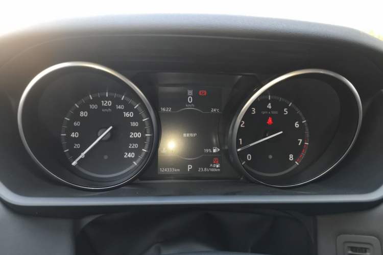 Used Land Rover Discovery 2017 3.0 SC V6 S Instrument Cluster