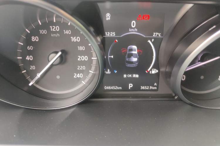 Used Land Rover Discovery 2017 5th Generation 3.0 V6 SE Instrument Cluster