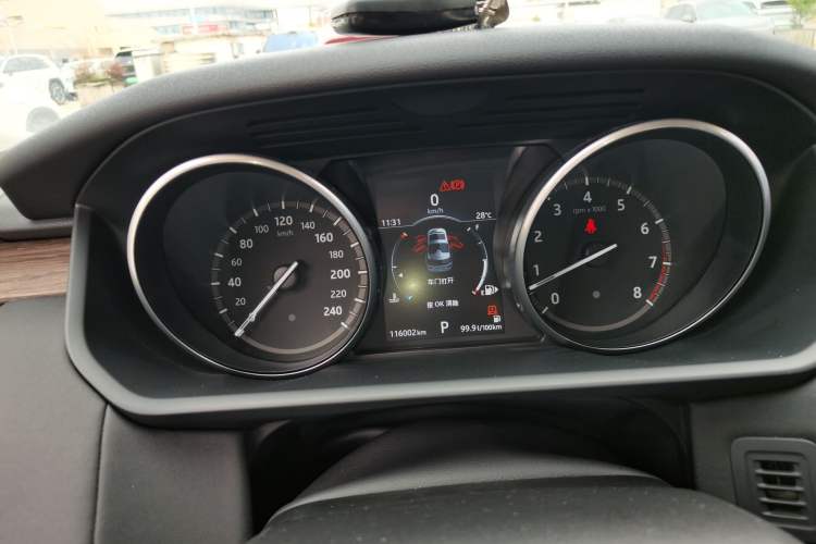 Used Land Rover Discovery 2017 3.0 SC V6 HSE Instrument Cluster