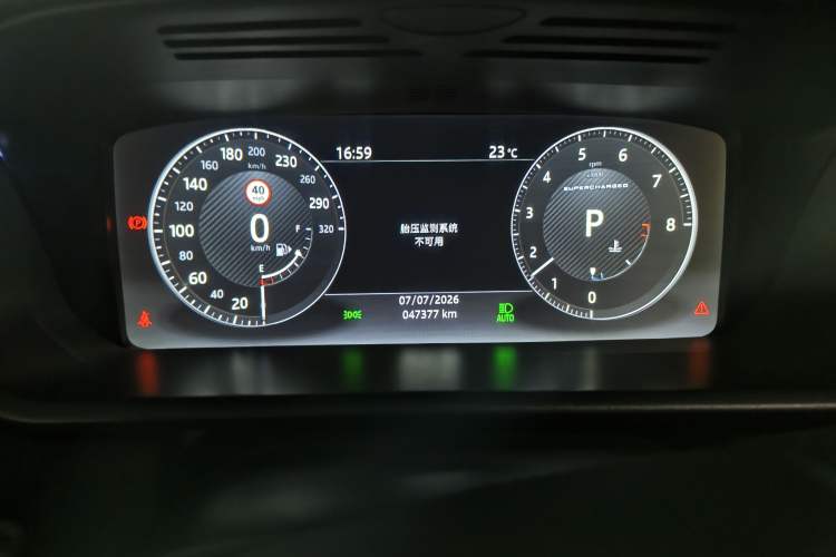 Used Land Rover Discovery 2017 3.0 SC V6 SE Instrument Cluster