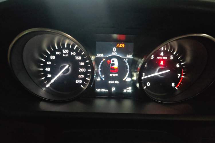 Used Land Rover Discovery 2017 3.0 SC V6 SE Instrument Cluster