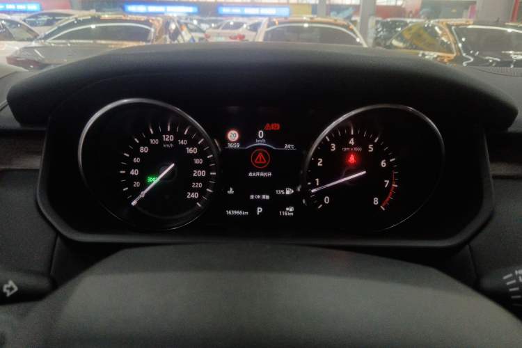 Used Land Rover Discovery 2017 3.0 SC V6 HSE Instrument Cluster