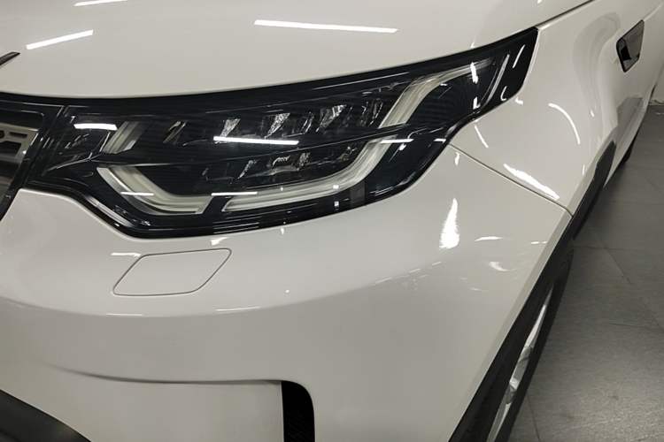 Used Land Rover Discovery 2017 3.0 SC V6 HSE Left Front Headlight