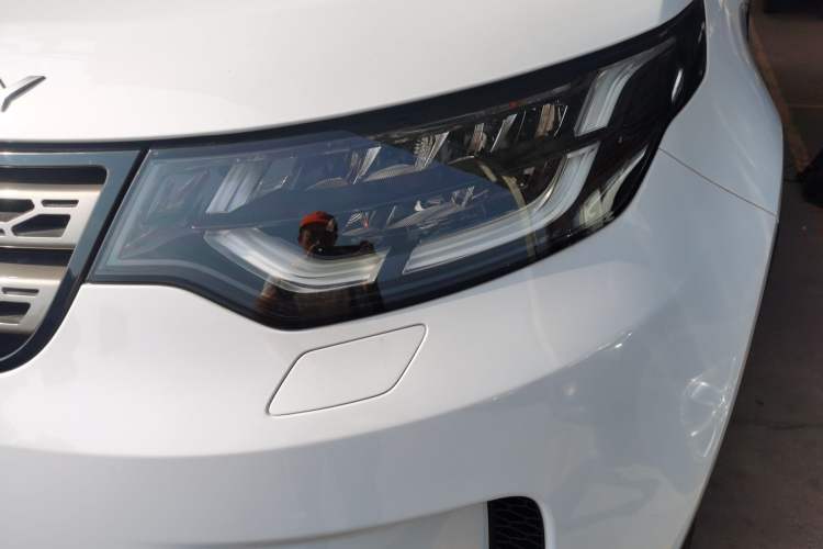 Used Land Rover Discovery 2017 3.0 SC V6 S Left Front Headlight