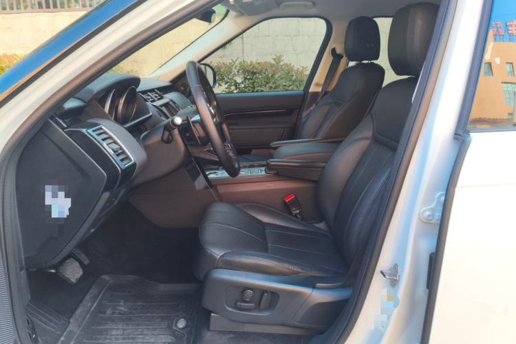Used Land Rover Discovery 2017 3.0 SC V6 S Left Front Seat