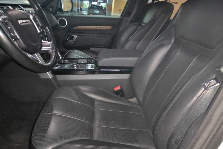 Used Land Rover Discovery 2017 3.0 SC V6 HSE Left Front Seat