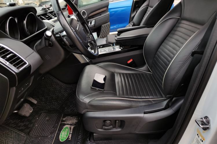 Used Land Rover Discovery 2017 3.0 SC V6 HSE Left Front Seat