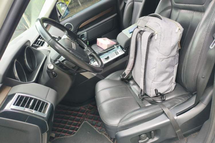 Used Land Rover Discovery 2017 3.0 SC V6 HSE Left Front Seat