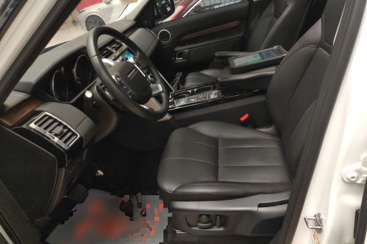 Used Land Rover Discovery 2017 3.0 SC V6 HSE Left Front Seat