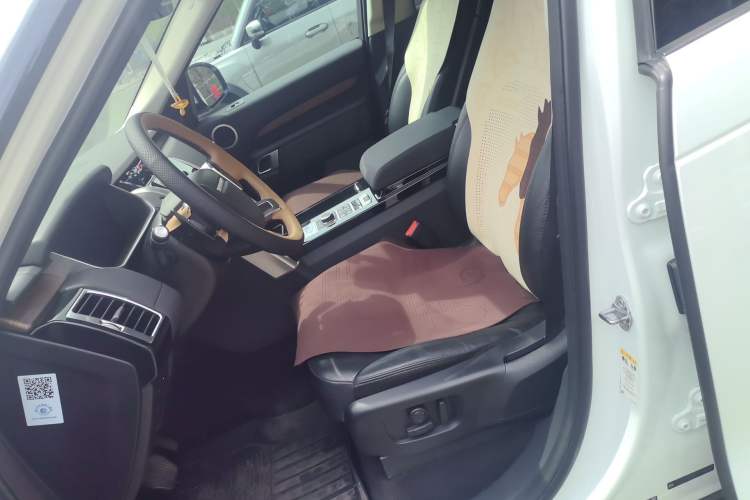 Used Land Rover Discovery 2017 3.0 SC V6 HSE Left Front Seat