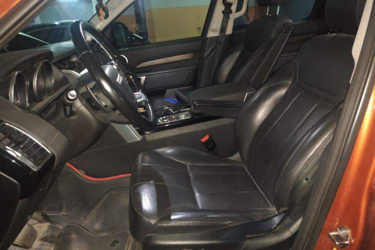Used Land Rover Discovery 2017 3.0 SC V6 HSE Left Front Seat