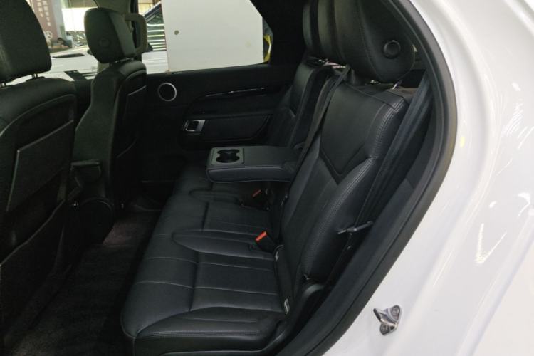 Used Land Rover Discovery 2017 3.0 SC V6 SE Left Rear Seat
