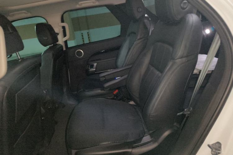 Used Land Rover Discovery 2017 3.0 SC V6 SE Left Rear Seat