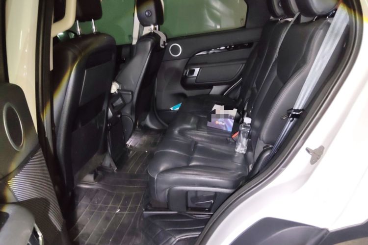 Used Land Rover Discovery 2017 3.0 SC V6 SE Left Rear Seat