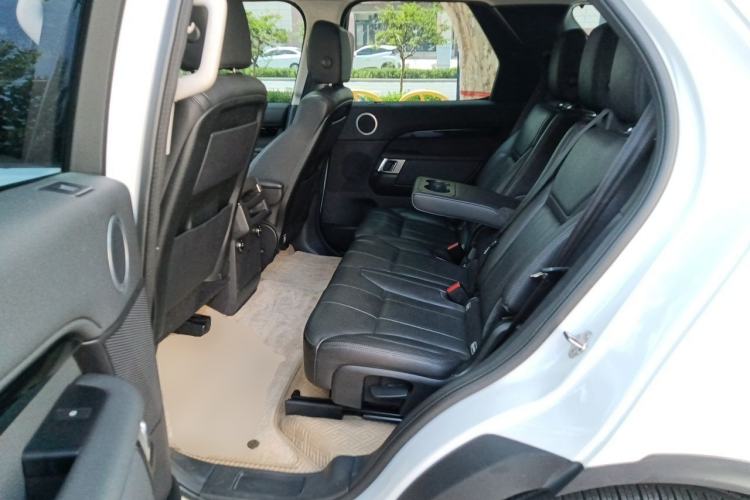 Used Land Rover Discovery 2017 3.0 SC V6 SE Left Rear Seat