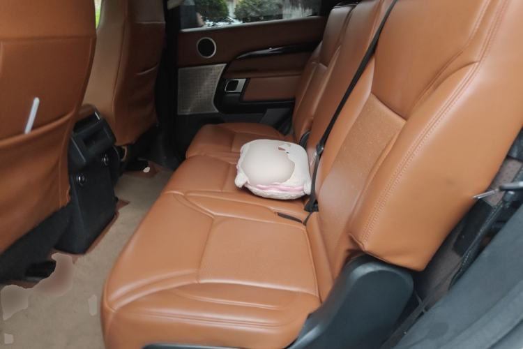 Used Land Rover Discovery  Left Rear Seat