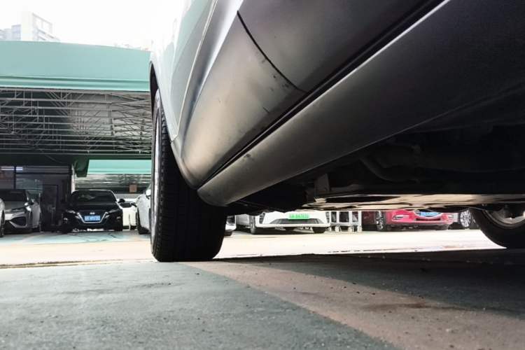 Used Land Rover Discovery 2017 3.0 SC V6 HSE Left Side Sill