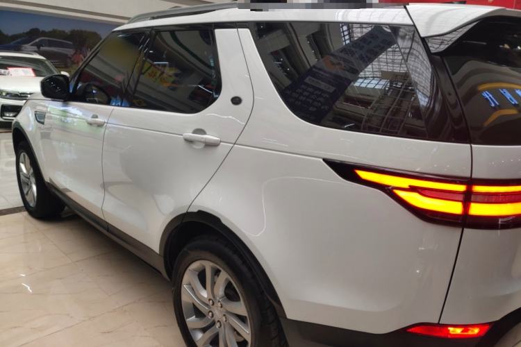 Used Land Rover Discovery 2017 3.0 SC V6 HSE Left Side