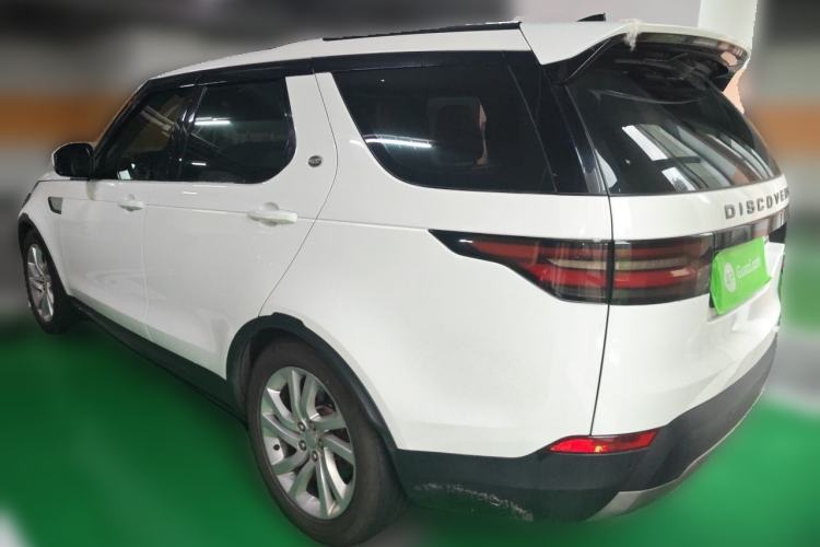 Used Land Rover Discovery 2017 3.0 SC V6 HSE Rear Left 45 Deg