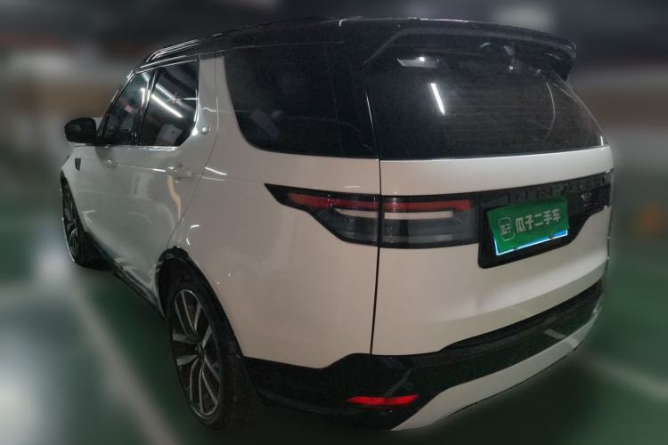 Used Land Rover Discovery 2017 3.0 SC V6 SE Rear Left 45 Deg