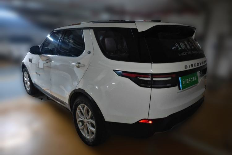 Used Land Rover Discovery 2017 3.0 SC V6 SE Rear Left 45 Deg