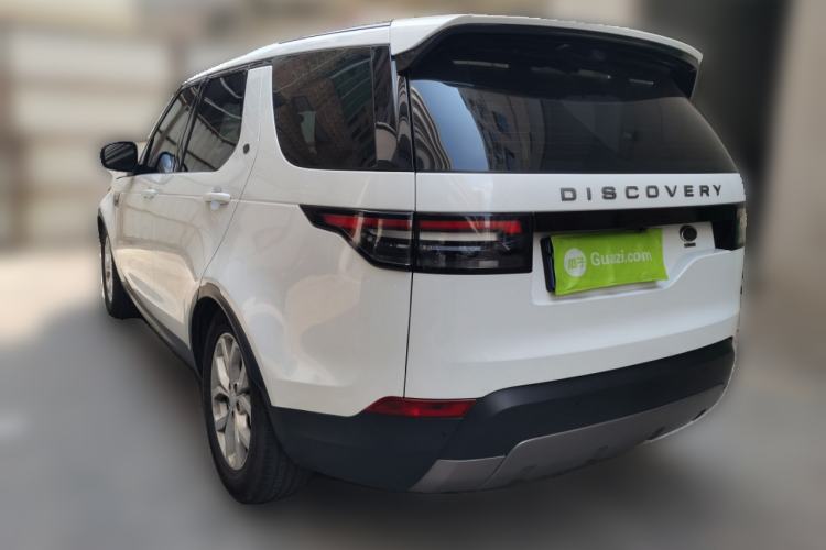 Used Land Rover Discovery 2017 3.0 SC V6 SE Rear Left 45 Deg