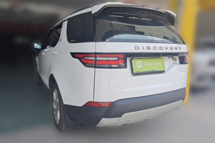 Used Land Rover Discovery 2017 3.0 SC V6 HSE Rear Left 45 Deg