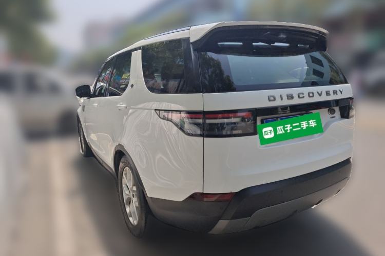 Used Land Rover Discovery 2017 3.0 SC V6 SE Rear Left 45 Deg