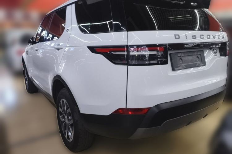 Used Land Rover Discovery 2017 3.0 SC V6 S Rear Left 45 Deg