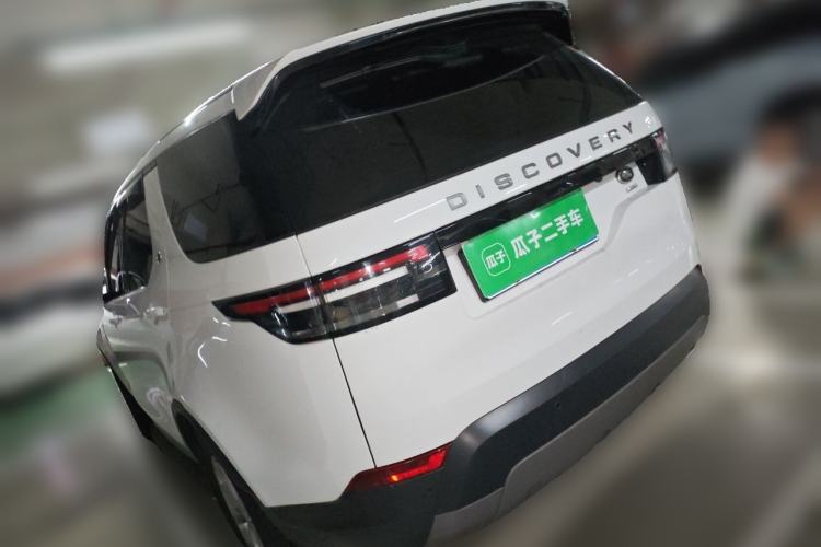 Used Land Rover Discovery 2017 3.0 SC V6 SE Rear Left 45 Deg