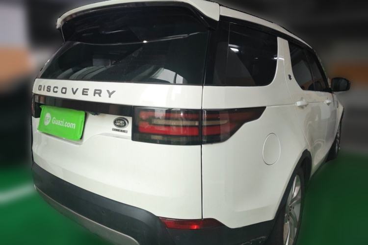Used Land Rover Discovery 2017 3.0 SC V6 HSE Rear Right 45 Deg
