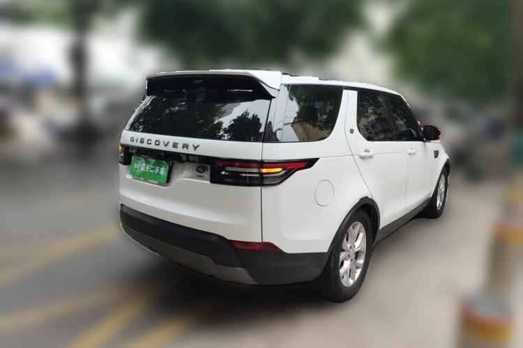 Used Land Rover Discovery 2017 3.0 SC V6 SE Rear Right 45 Deg