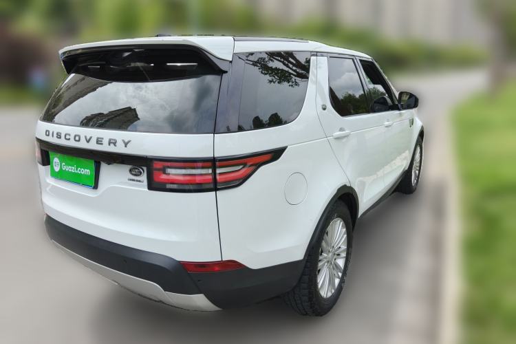 Used Land Rover Discovery 2017 3.0 SC V6 HSE LUXURY Rear Right 45 Deg