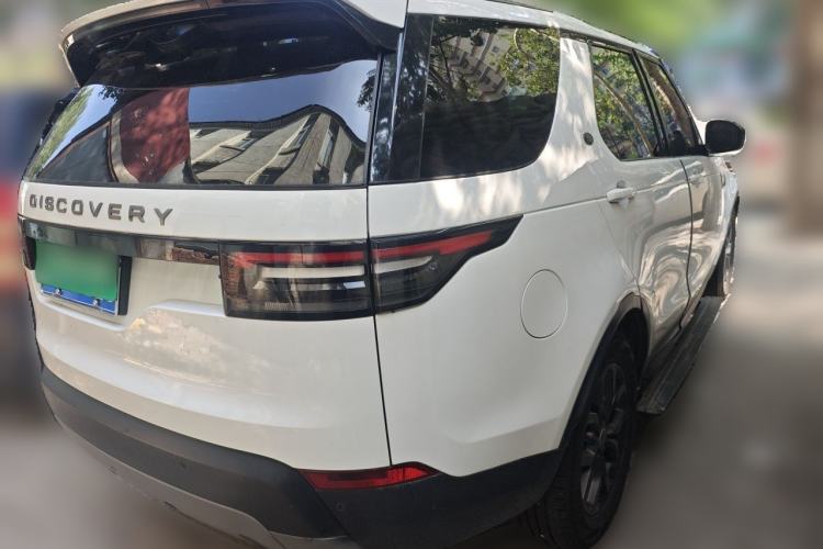 Used Land Rover Discovery 2017 3.0 SC V6 SE Rear Right 45 Deg