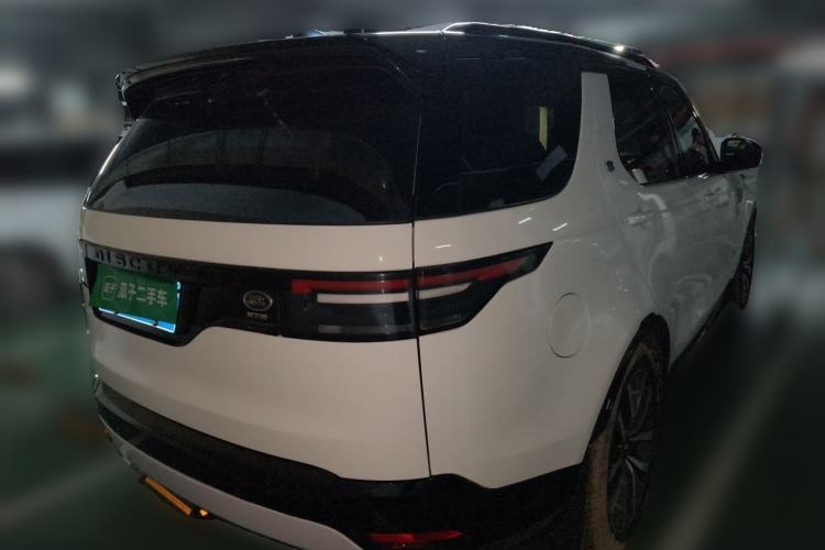 Used Land Rover Discovery 2017 3.0 SC V6 SE Rear Right 45 Deg